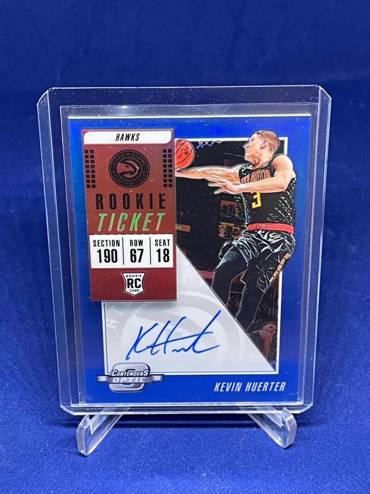 KEVIN HUERTER 2018-19 PANINI CONTENDERS OPTIC ROOKIE TICKET BLUE PRIZM AUTO #117
