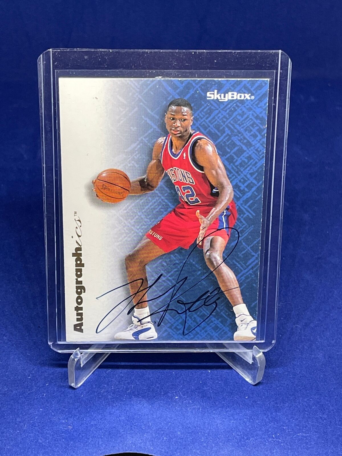 THEO RATFLIFF 1997-98 SKYBOX PREMIUM AUTOGRAPHICS AUTO #88