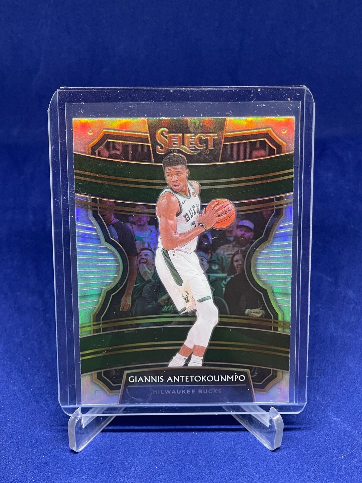 GIANNIS ANTETOKOUNMPO 2019-20 PANINI SELECT CONCOURSE SILVER PRIZM #22