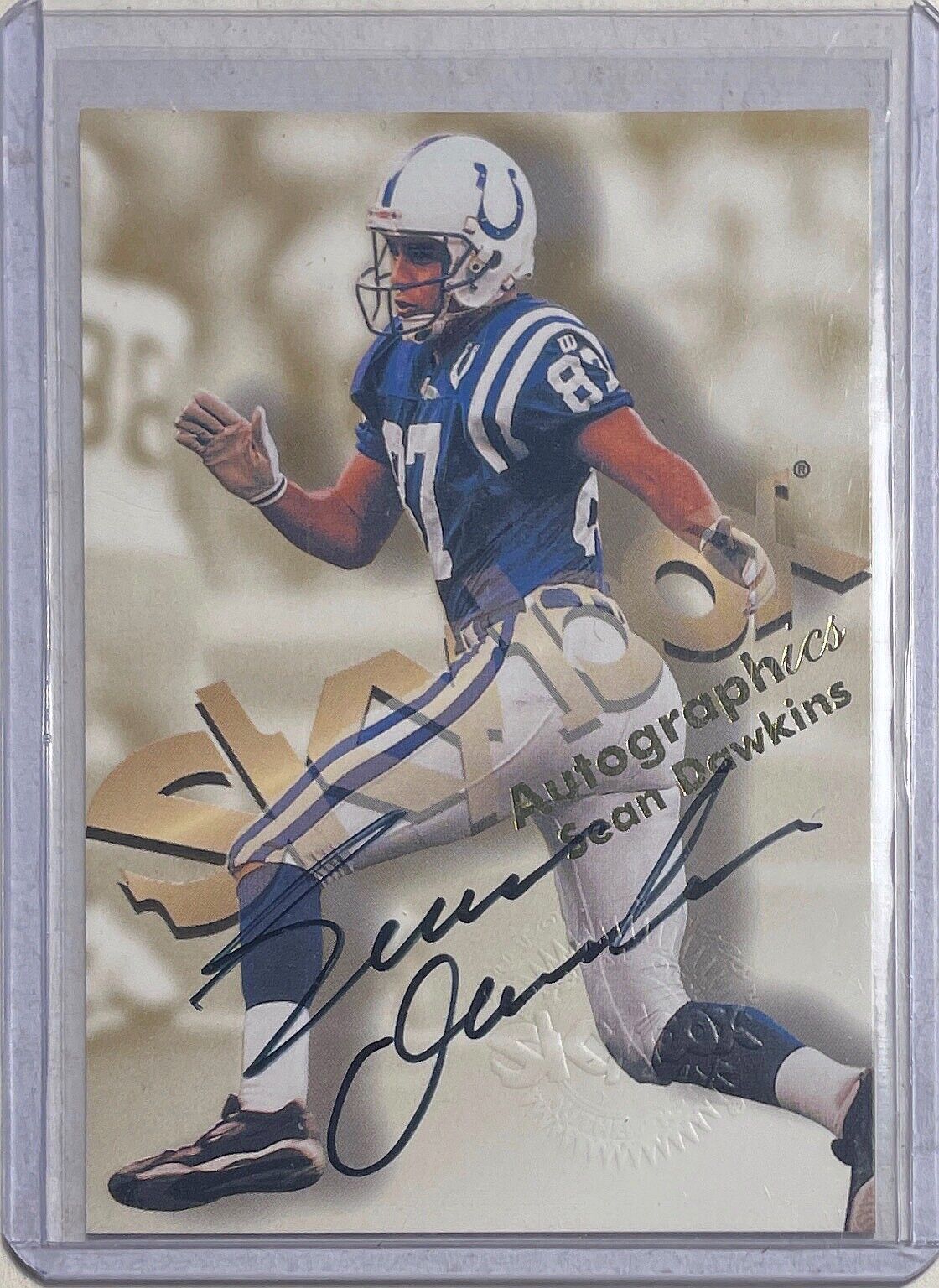 SEAN DAWKINS 1998 SKYBOX AUTOGRAPHICS COLTS ON CARD AUTO