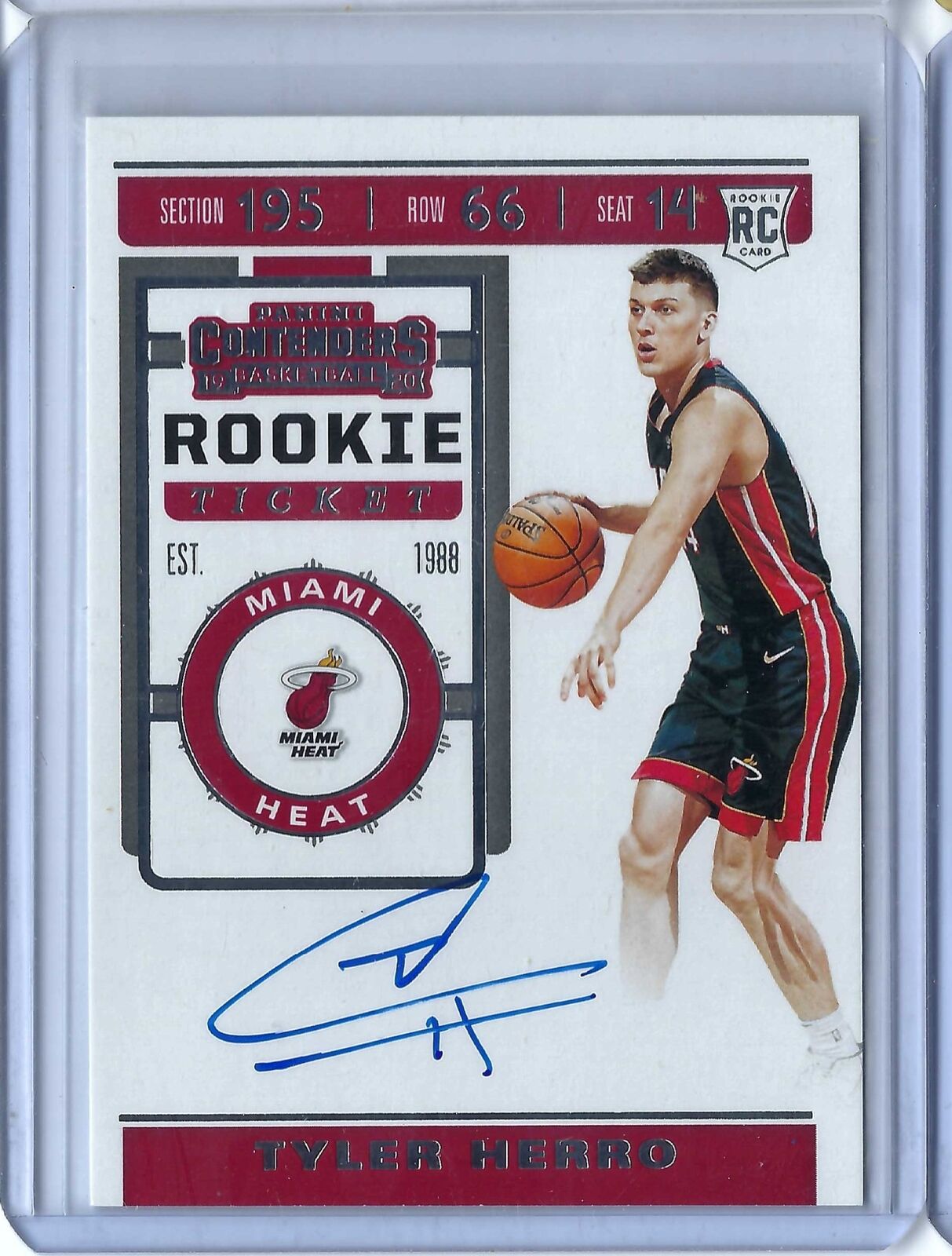 TYLER HERRO 2019-20 PANINI CONTENDERS ROOKIE TICKET VARIATION ON CARD AUTO RC