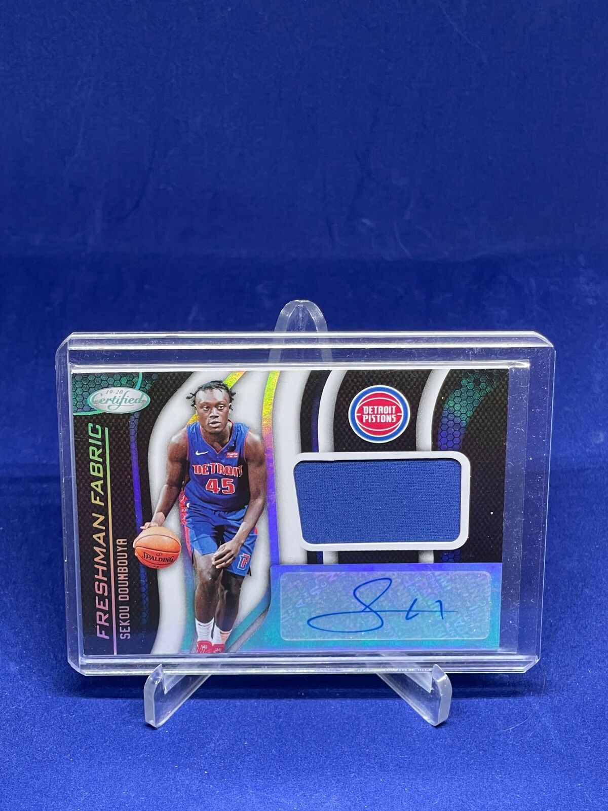 SEKOU DOUMBOUYA 2019-20 PANINI CERTIFIED FRESHMAN FABRIC JERSEY AUTO ROOKIE RC