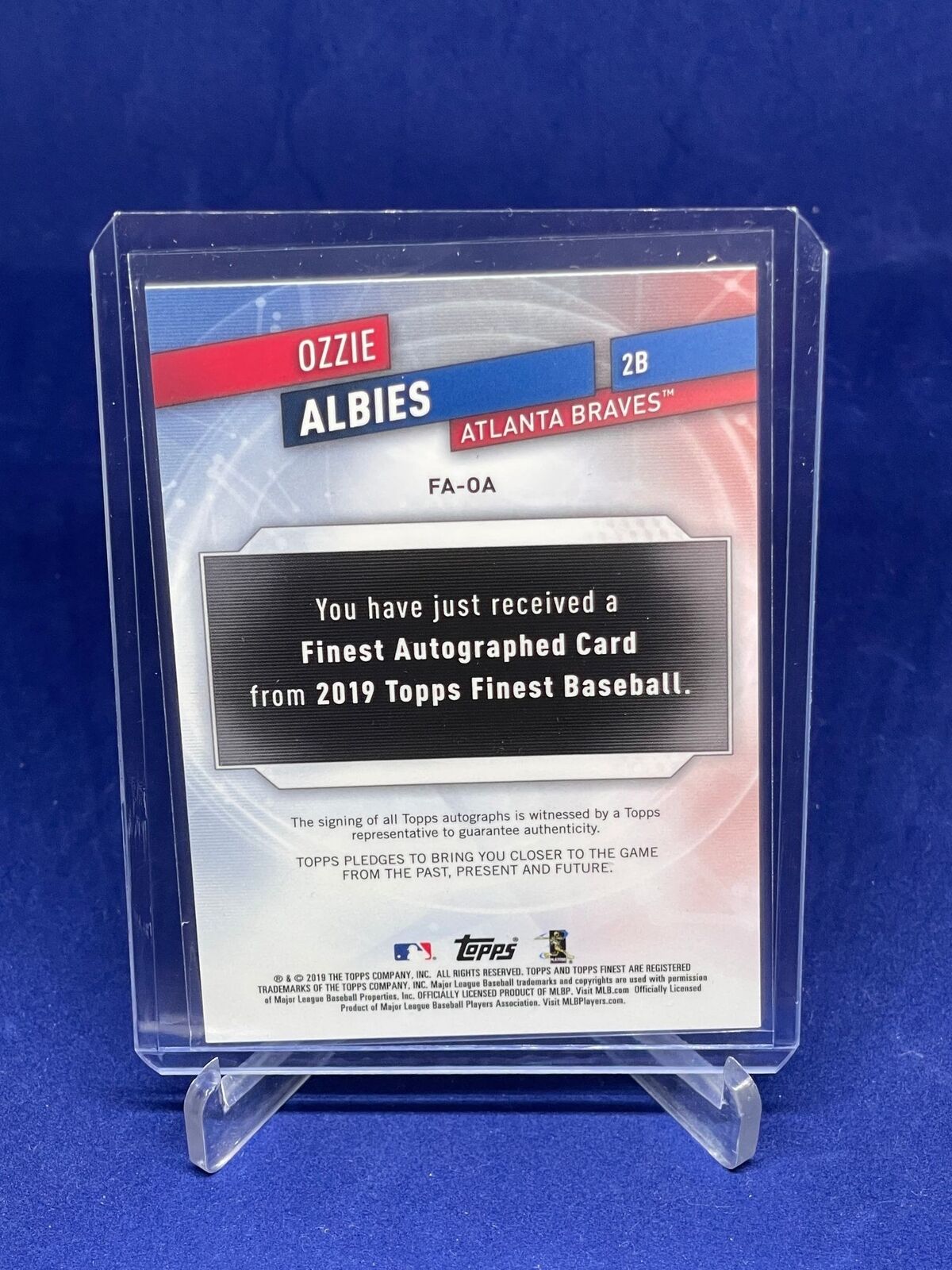OZZIE ALBIES 2019 TOPPS FINEST ON CARD AUTO REFRACTOR