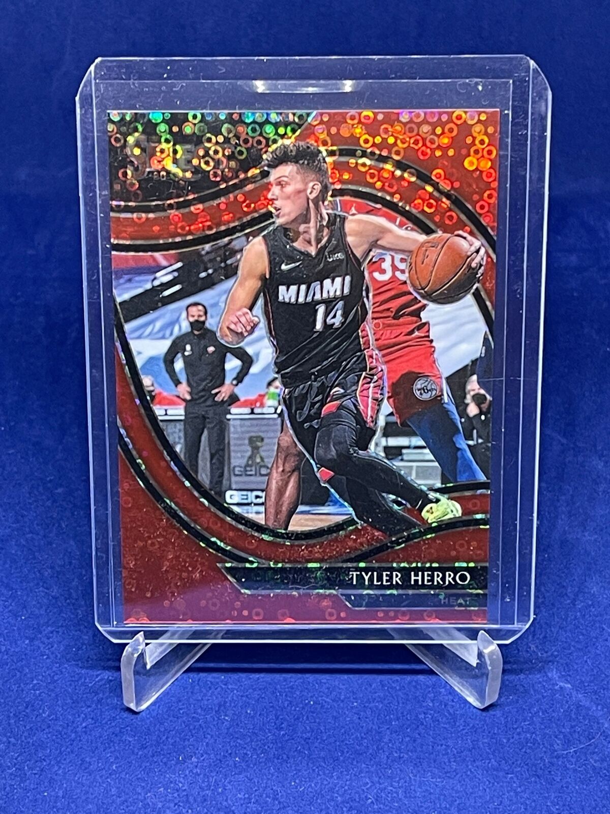 TYLER HERRO 2020-21 PANINI SELECT COURTISIDE RED DISCO FAST BREAK PRIZM #D 30/49