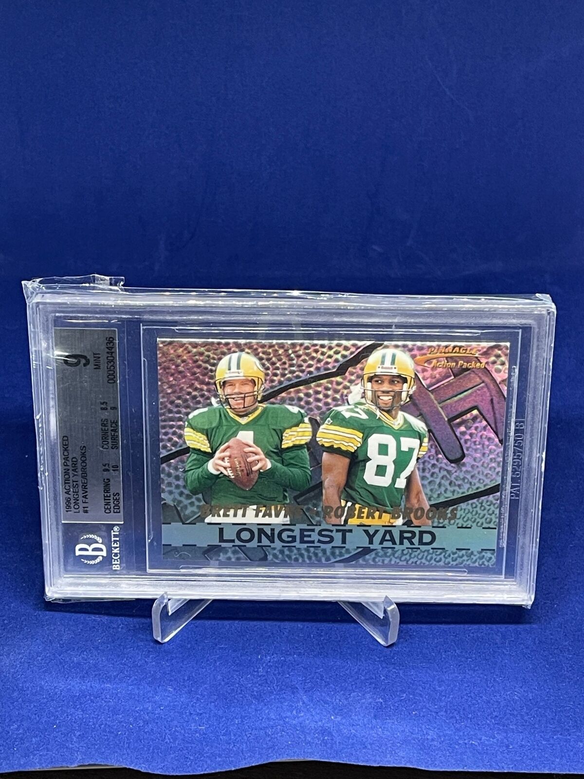 BRETT FAVRE ROBERT BROOKS 1996 ACTION PACKED LONGEST YARD SP #1 BGS 9 MINT
