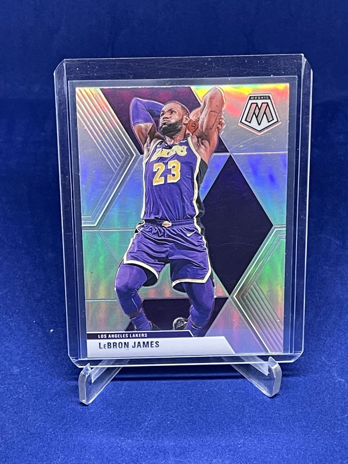 LEBRON JAMES 2019-20 PANINI MOSAIC SILVER PRIZM #8