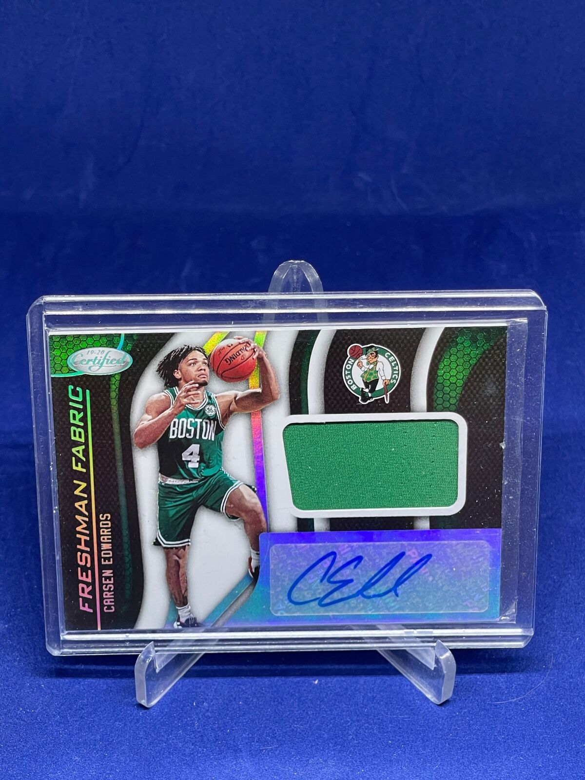 CARSEN EDWARDS 2019-20 PANINI CERTIFIED FRESHMAN FABRICS JERSEY AUTO ROOKIE RC
