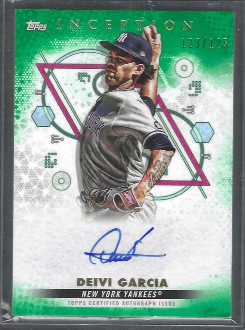 DEIVI GARCIA 2022 TOPPS INCEPTION GREEN YANKEES ON CARD AUTO #D 123/125