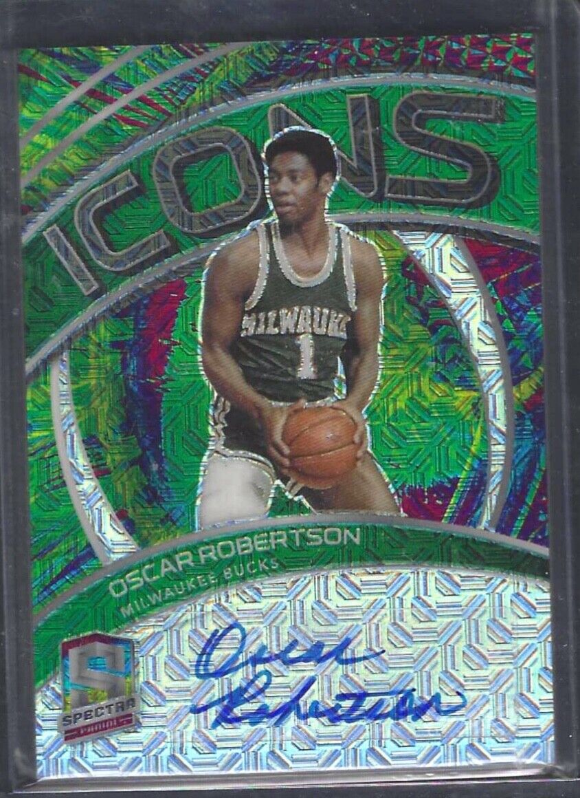 OSCAR ROBERTSON 2020-21 PANINI SPECTRA GREEN MOJO PRIZM ICONS AUTO #D 09/15