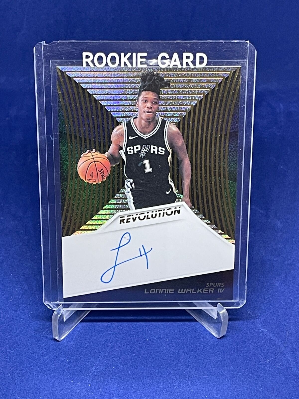LONNIE WALKER IV 2018-19 PANINI REVOLUTION ON CARD ROOKIE AUTO RC