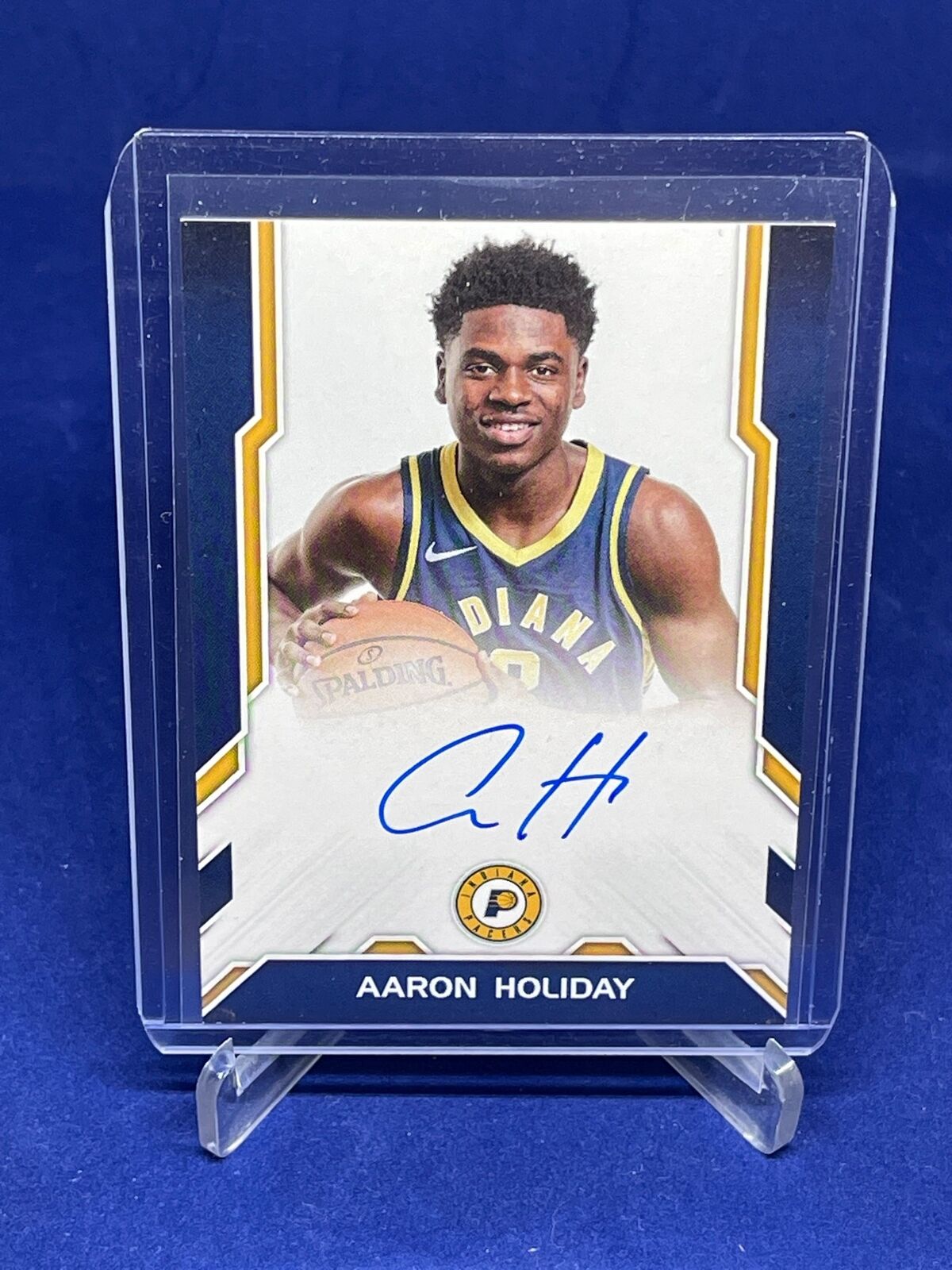 AARON HOLIDAY 2018-19 PANINI NEXT DAY SSP ROOKIE AUTOGRAPH AUTO RC #19
