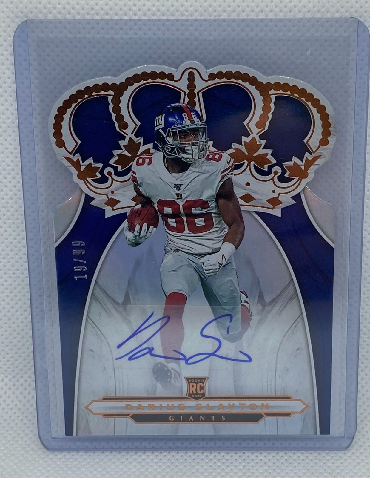 DARIUS SLAYTON 2019 PANINI CHRONICLES CROWN ROYALE ROOKIE AUTO RC #D 19/99