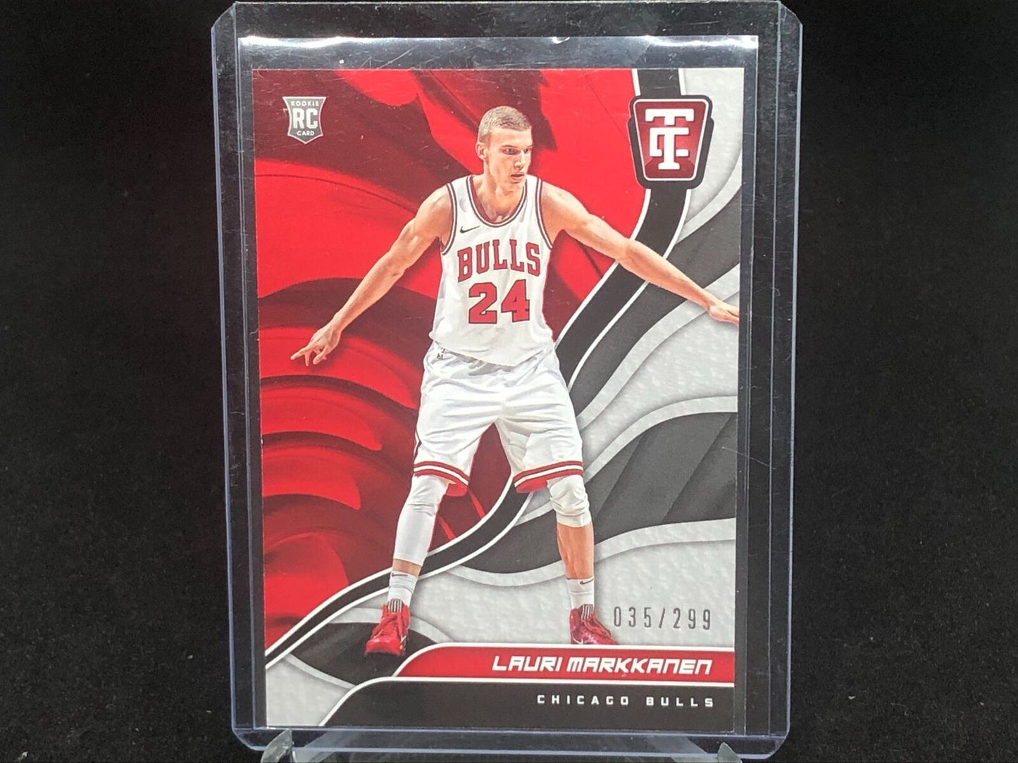 LAURI MARKKANEN 2017-18 PANINI TOTALLY CERTIFIED RED BULLS RC #D 35/299