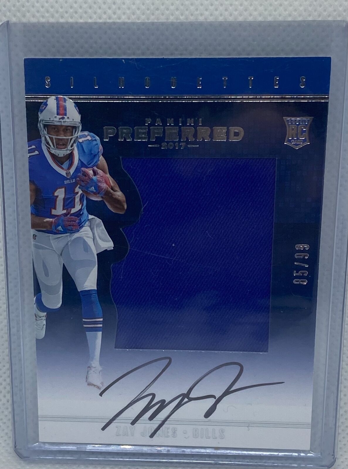 ZAY JONES 2017 PANINI PREFERRED JUMBO JERSEY ON CARD AUTO RC #D 85/99