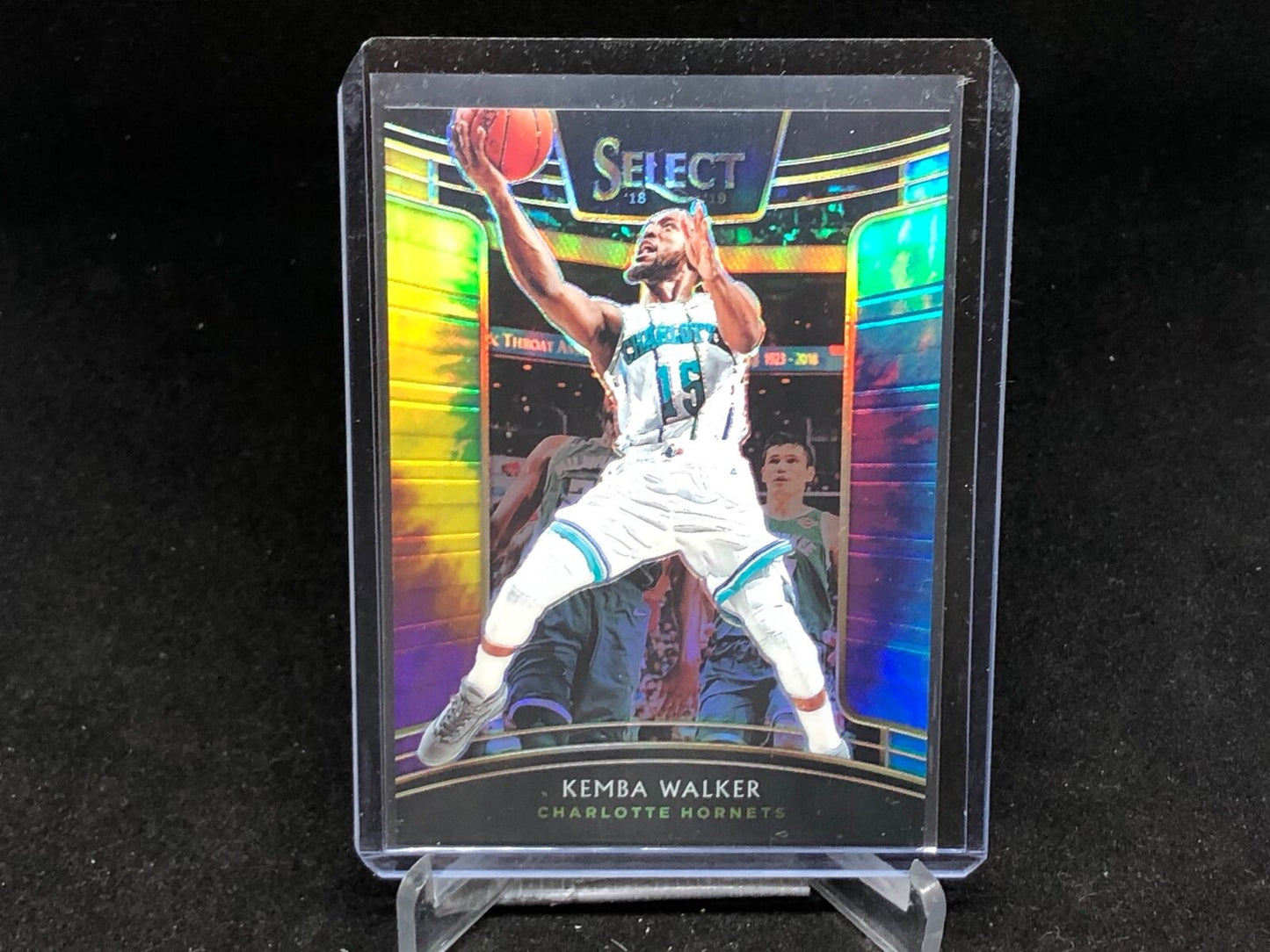 KEMBA WALKER 2018-19 PANINI SELECT CONCOURSE TIE DYE PRIZM #D /25