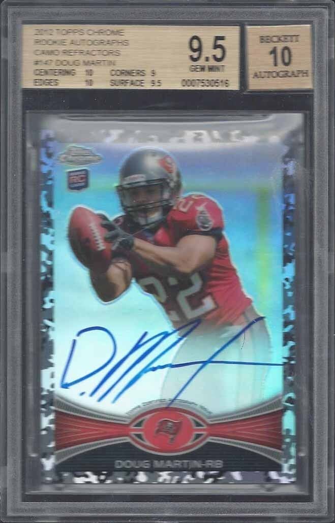 DOUG MARTIN 2012 TOPPS CHROME CAMO REFRACTOR ON CARD AUTO RC /105 BGS 9.5 10 AU