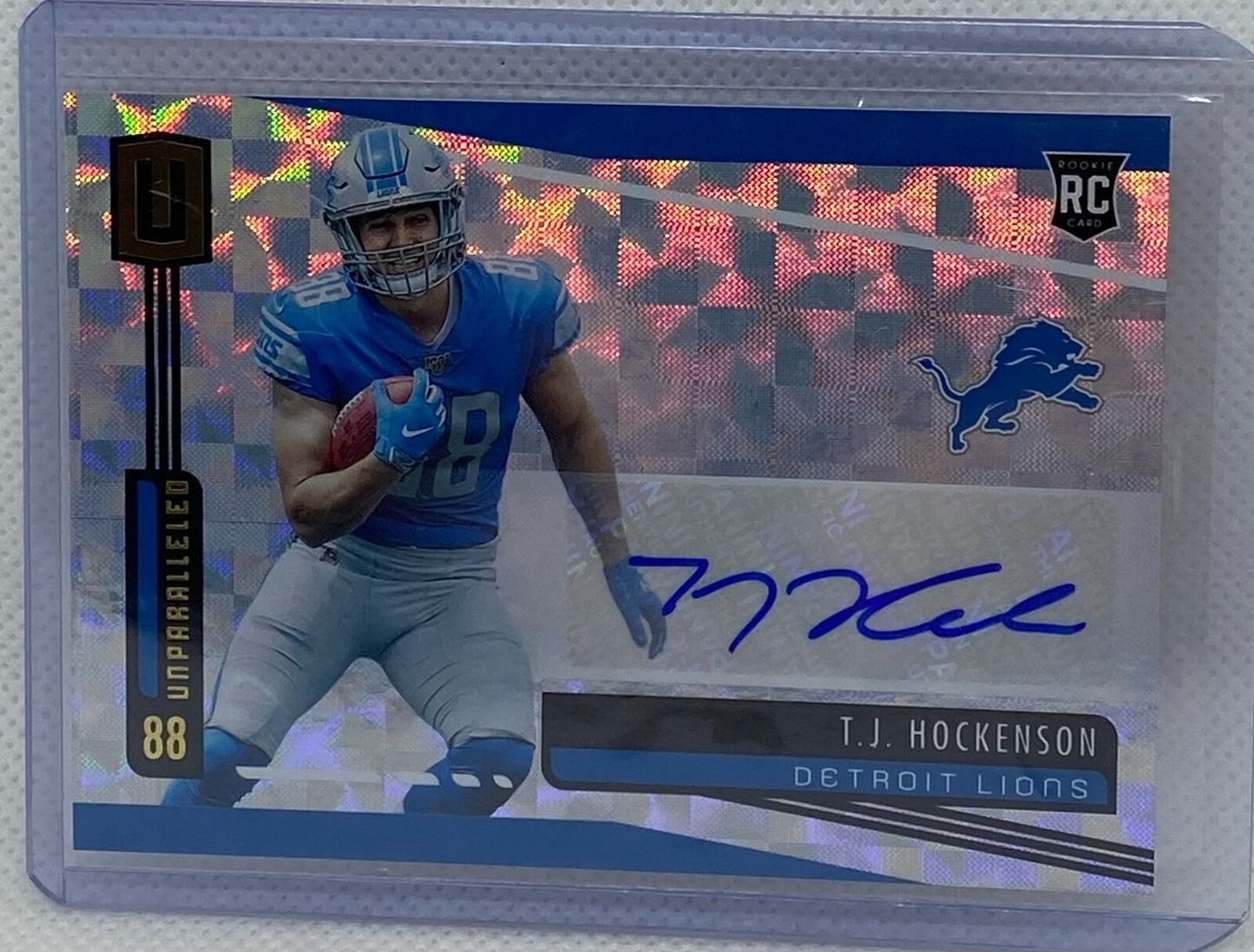 T.J HOCKENSON 2019 PANINI UNPARALLELED HYPER AUTO RC #D 8/25