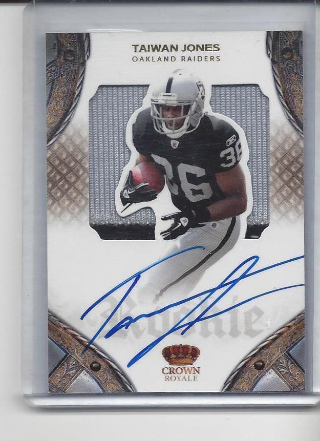TAIWAN JONES 2011 CROWN ROYALE SILHOUETTE JUMBO PATCH ON CARD AUTO RC #D 220/299