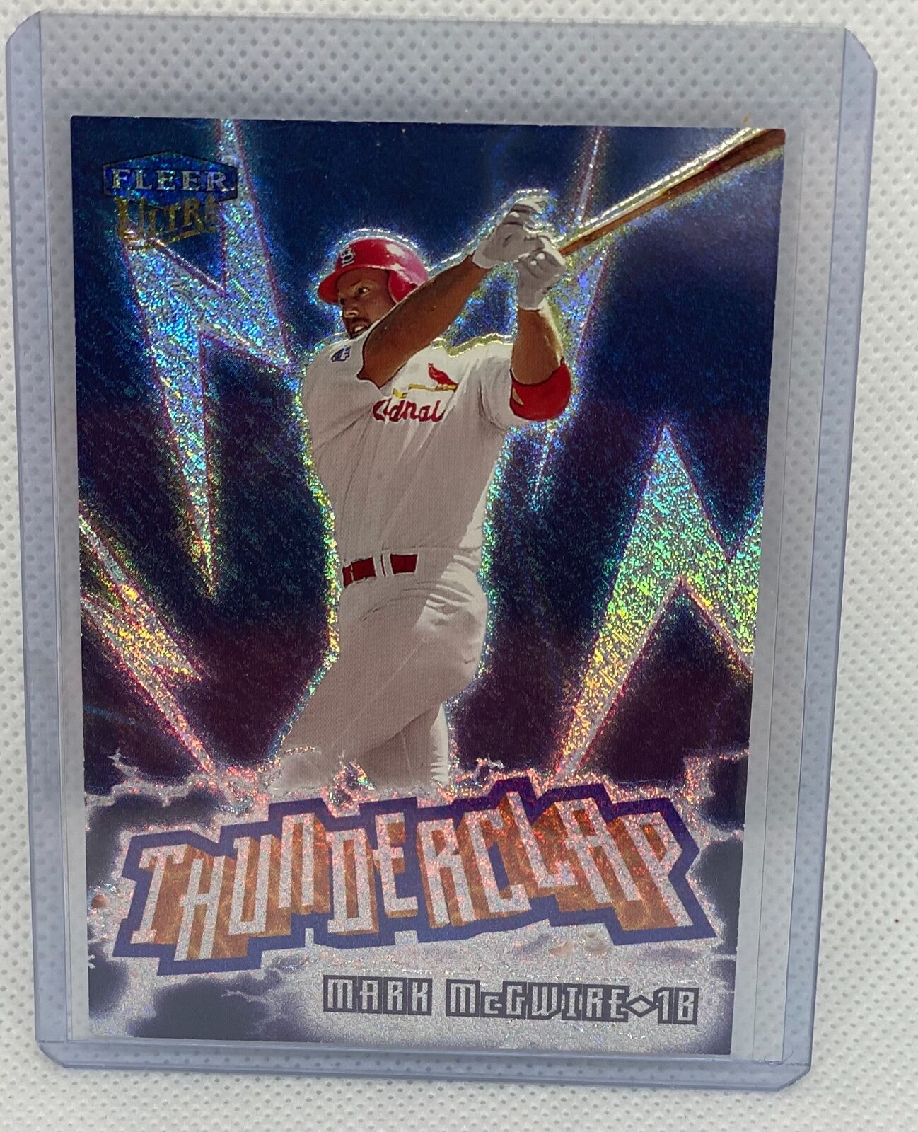 MARK MCGWIRE 1999 FLEER ULTRA THUNDERCLAP #11