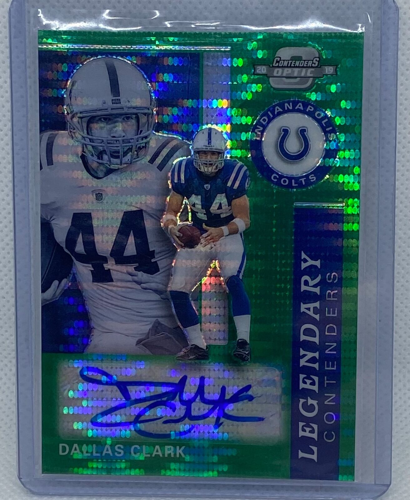 DALLAS CLARK 2019 PANINI CONTENDERS OPTIC GREEN PULSAR PRIZM AUTO #D 21/27