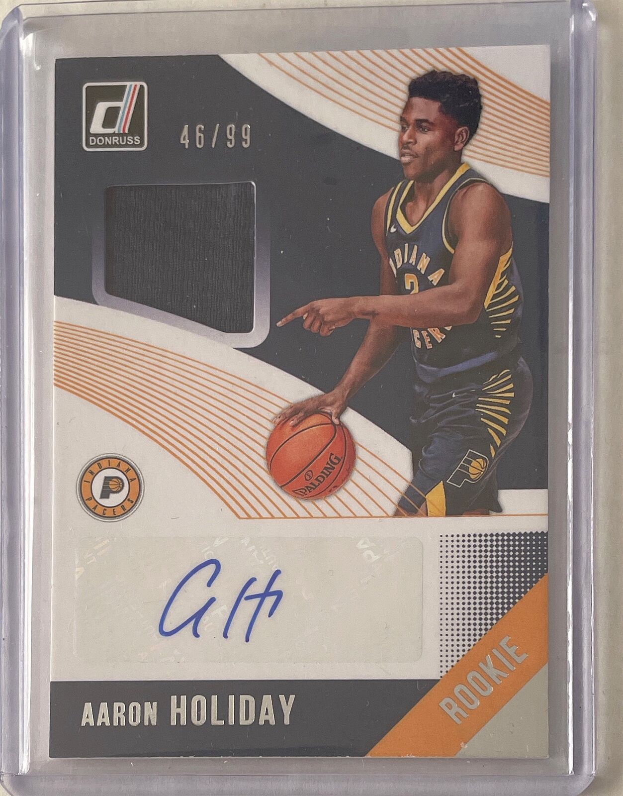 AARON HOLIDAY 2018-19 PANINI DONRUSS JERSEY PATCH AUTO ROOKIE RC #D /99