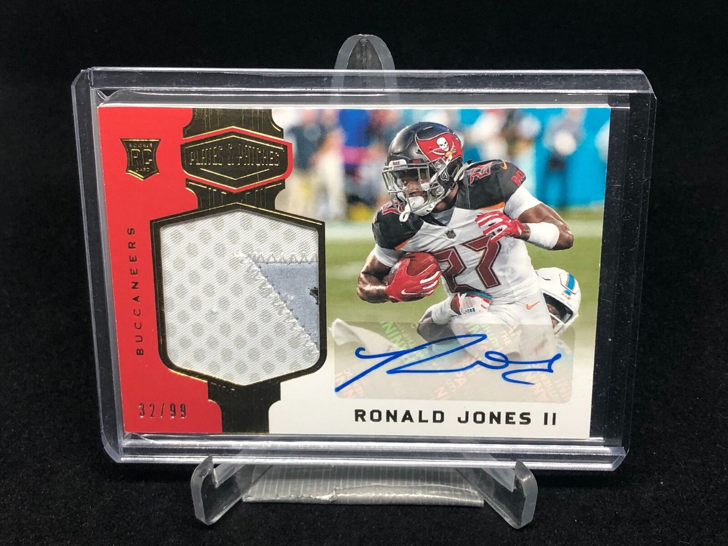 RONALD JONES II 2018 PANINI PLATES & PATCHES 3 CLR PATCH AUTO RC #D 32/99