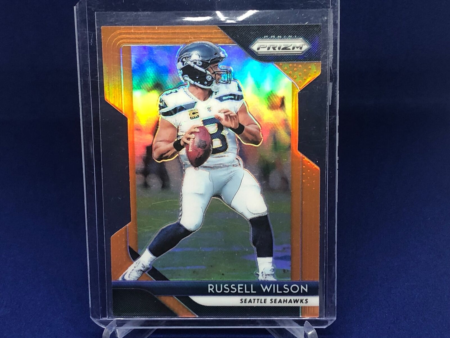 RUSSELL WILSON 2018 PANINI PRIZM ORANGE PRIZM DIE CUT #D 170/249