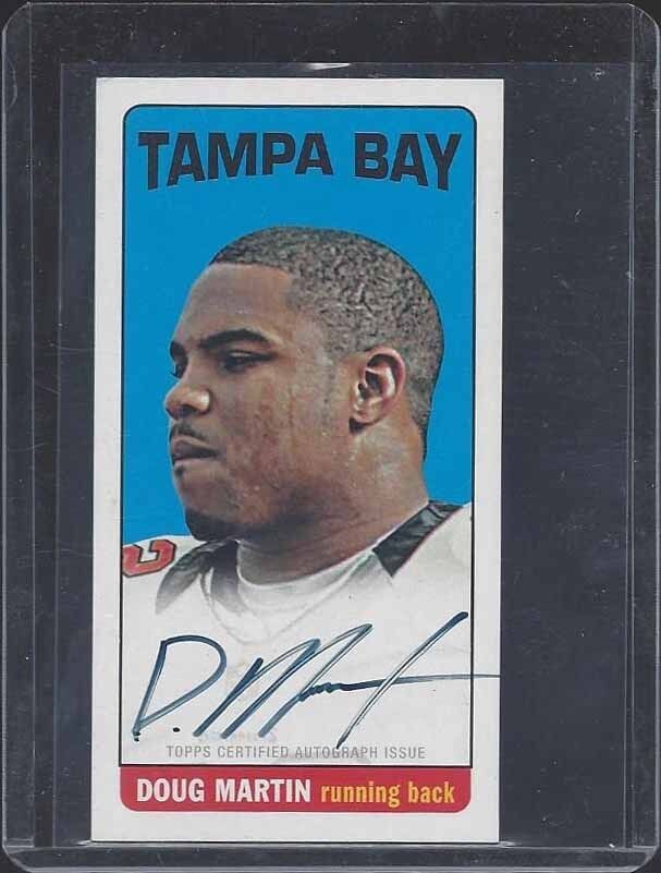 DOUG MARTIN 2012 TOPPS TALL BOY SP SUPER RARE ON CARD ROOKIE AUTO RC #159