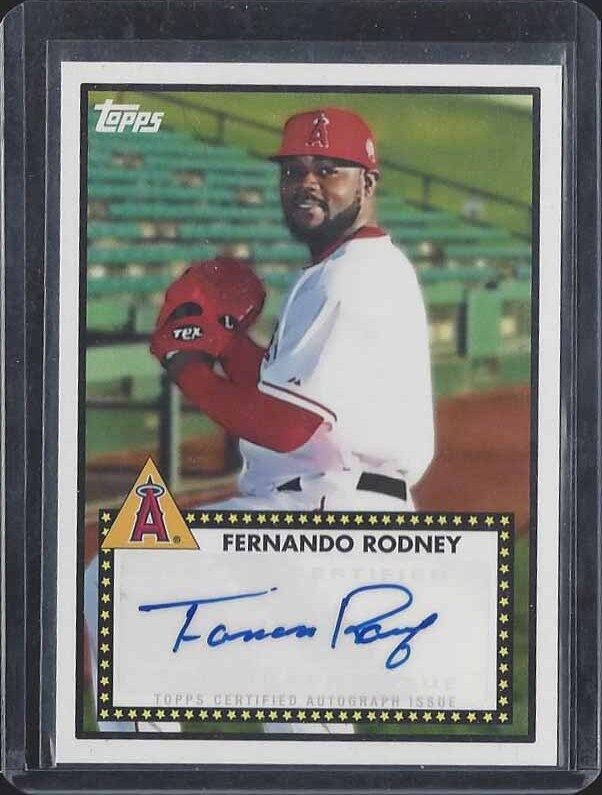 FERNANDO RODNEY 2011 TOPPS LINEAGE 1952 STYLE AUTO
