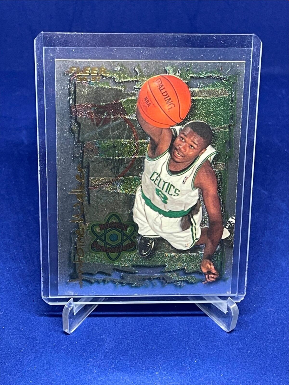 ANTOINE WALKER 1997-98 FLEER SKYBOX ROOKIE SENSATION RC #12