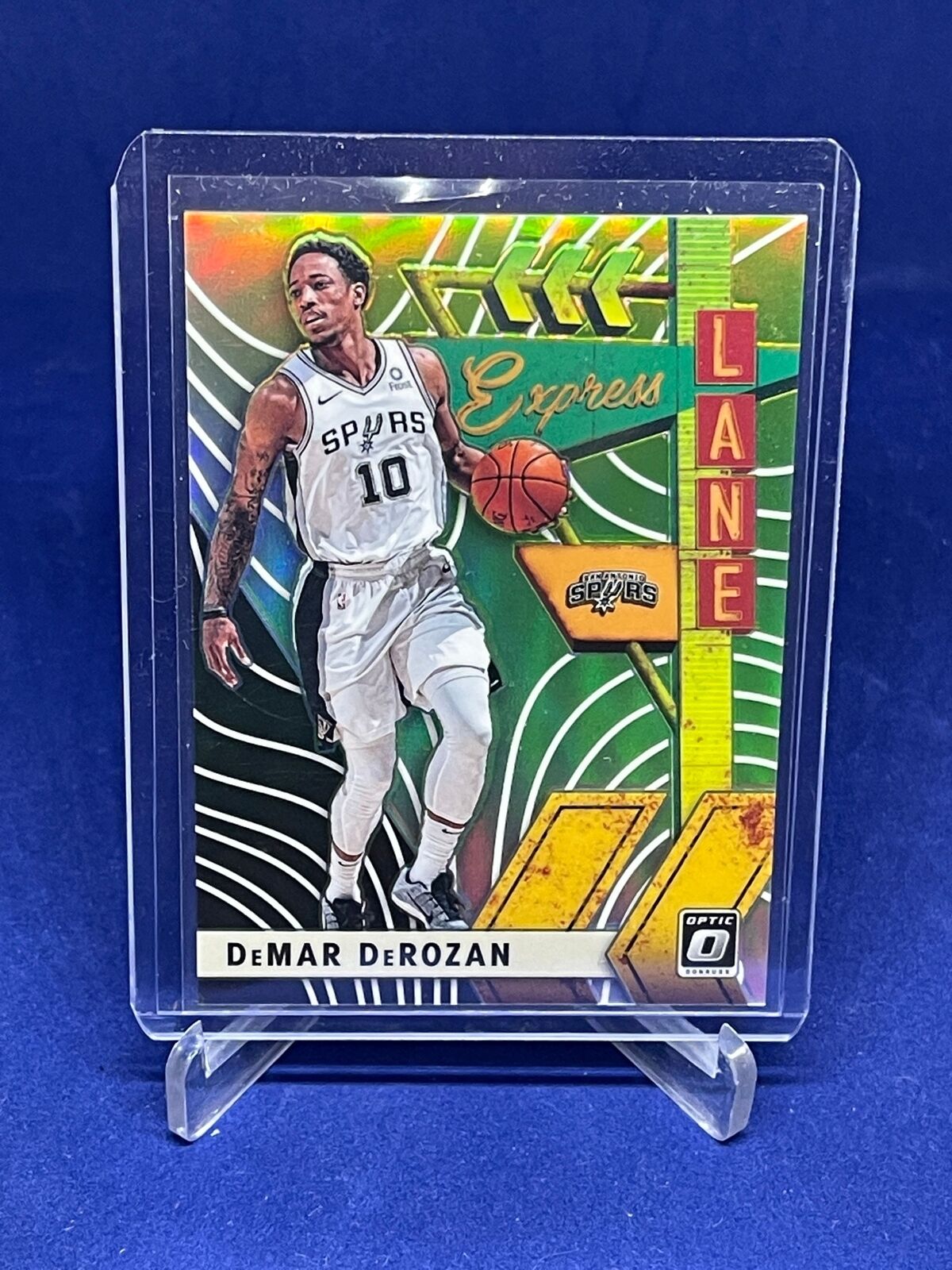 DEMAR DEROZAN 2019-20 DONRUSS OPTIC EXPRESS LANE LIME GREEN HOLO PRIZM #D 91/149