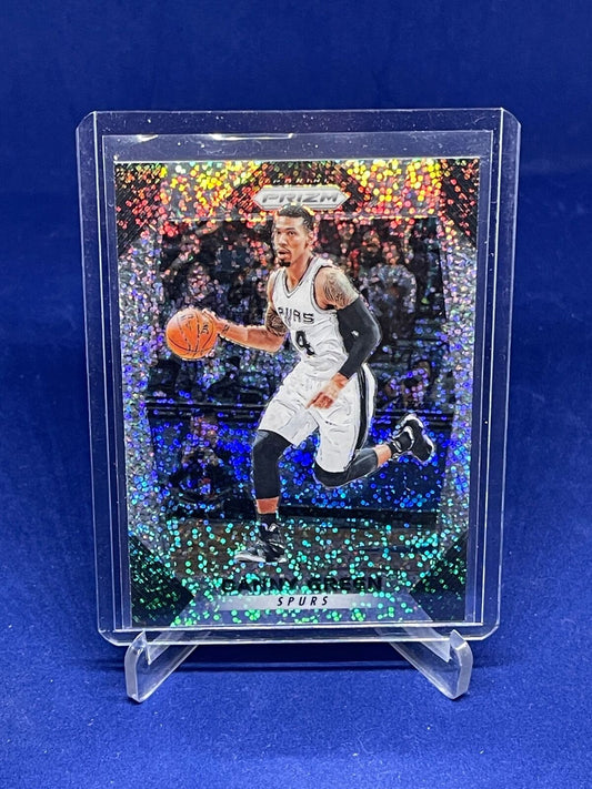 DANNY GREEN 2017-18 PANINI PRIZM WHITE SPARKLE PRIZM SSP /20 #299