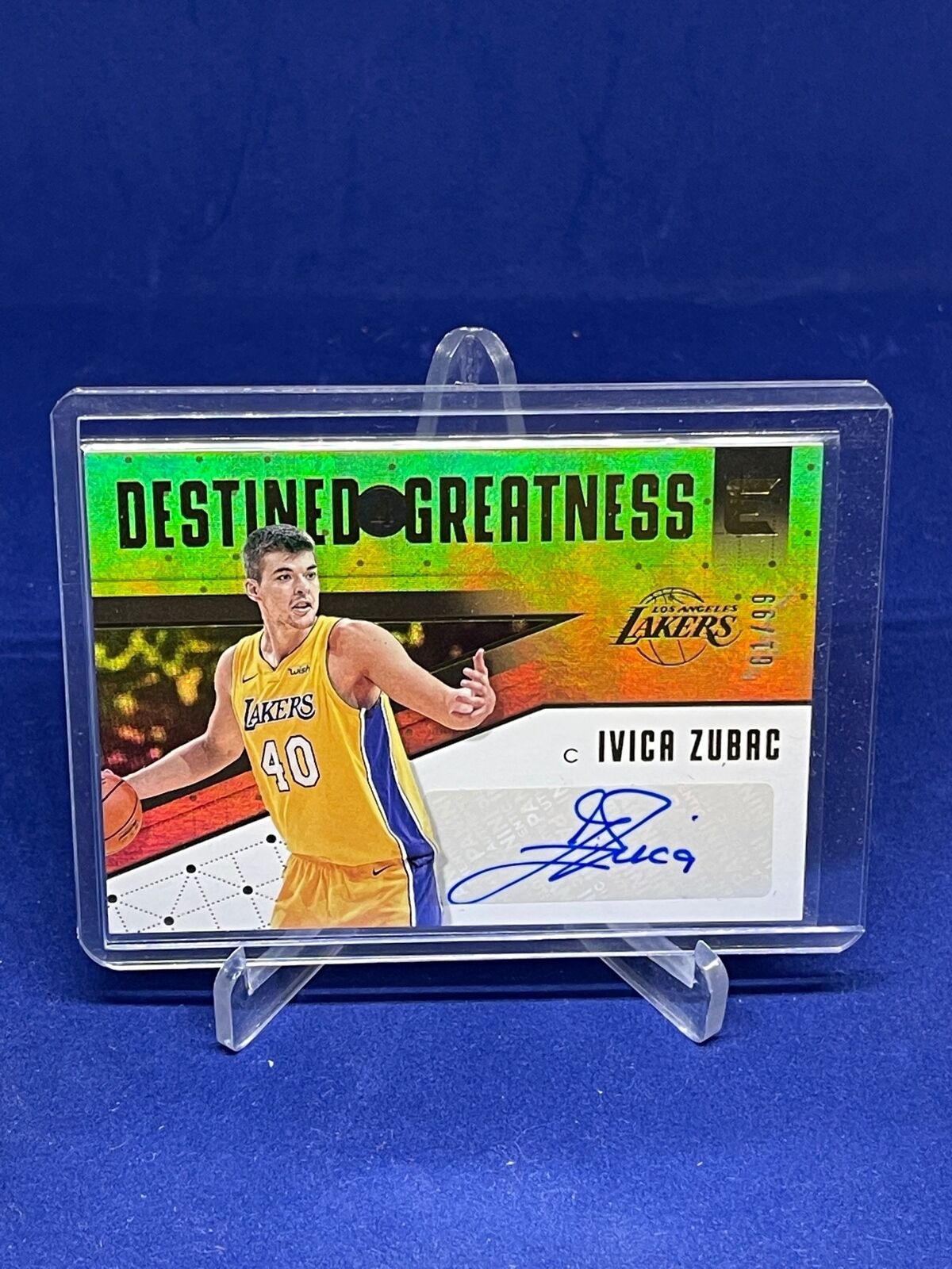 IVICA ZUBAC 2017-18 PANINI ESSENTIALS DESTINED FOR GREATNESS AUTO #D 61/99