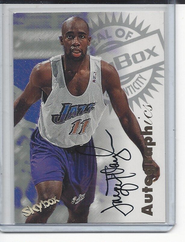 JACQUE VAUGHN 1997 SKYBOX AUTOGRAPHICS UTAH JAZZ ON CARD ROOKIE AUTO RC