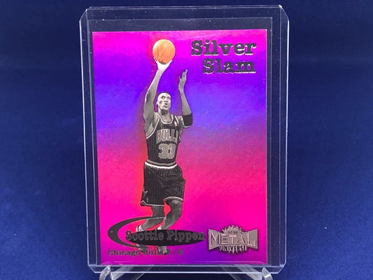 SCOTTIE PIPPEN 1997 SKYBOX METAL UNIVERSE PINK SILVER SLAM # 4