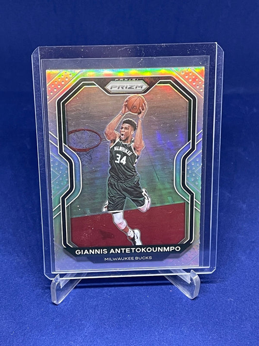 GIANNIS ANTETOKOUNMPO 2020-21 PANINI PRIZM SILVER PRIZM #111