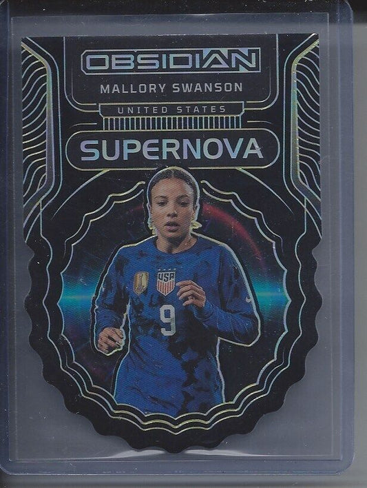 MALLORY SWANSON 2022-23 OBSIDIAN ELECTRIC GOLD YELLOW SUPERNOVA DIE CUT #D 10/10