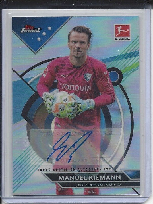 MANUEL RIEMANN 2022-23 TOPPS FINEST BUNDESLIGA BOCHUM REFRACTOR AUTO #27