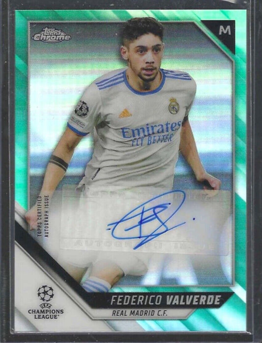 FEDERICO VALVERDE 2021-22 TOPPS CHROME UEFA AQUA REFRACTOR AUTO #D 136/199