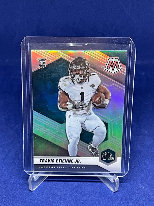 TRAVIS ETIENNE JR 2021 PANINI MOSAIC SILVER PRIZM PHOTO VARIATION ROOKIE SP RC