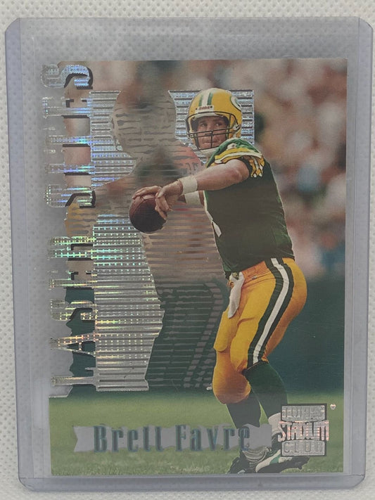 BRETT FAVRE 1995 TOPPS STADIUM CLUB MEMBERS ONLY LASER SITES DIE CUT #L51