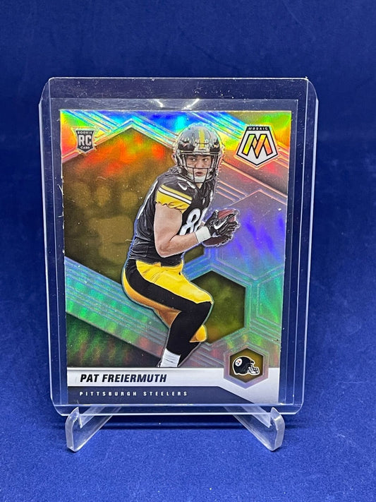 PAT FREIERMUTH 2021 PANINI MOSAIC SILVER PRIZM PHOTO VARIATION ROOKIE SP RC