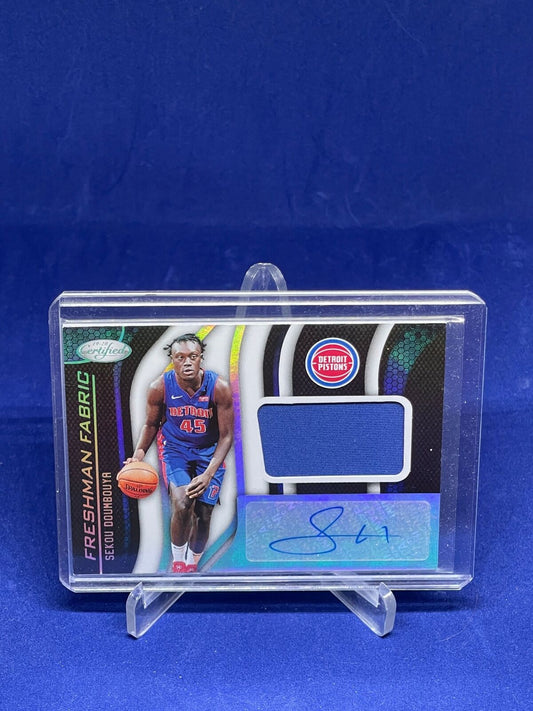 SEKOU DOUMBOUYA 2019-20 PANINI CERTIFIED FRESHMAN FABRIC JERSEY AUTO ROOKIE RC