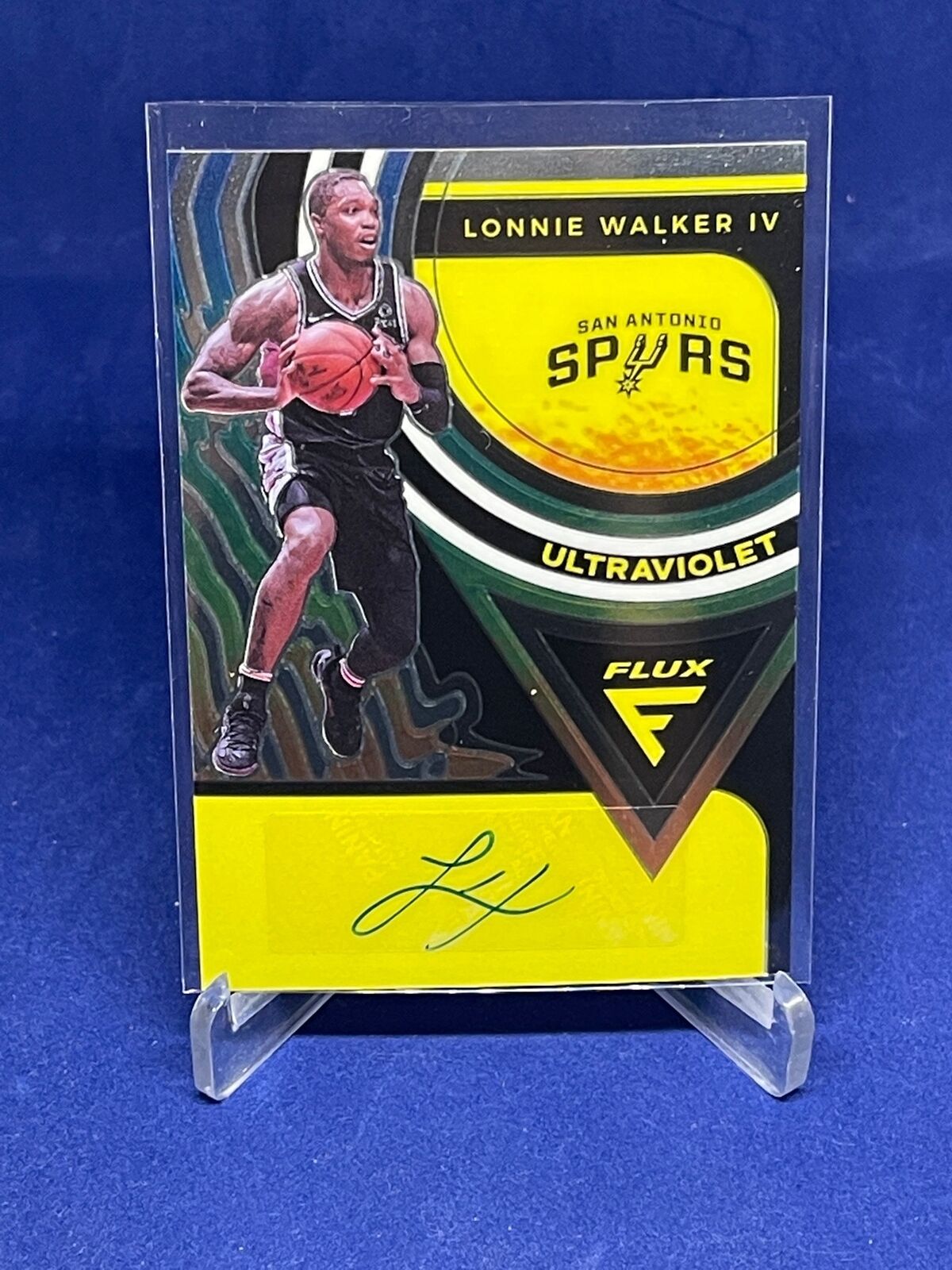 LONNIE WALKER IV 2020-21 PANINI FLUX ULTRAVIOLET AUTO