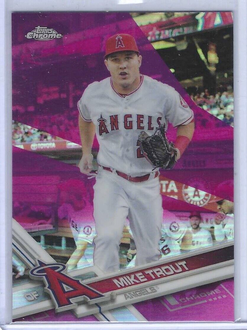 MIKE TROUT 2017 TOPPS CHROME PINK REFRACTOR #200