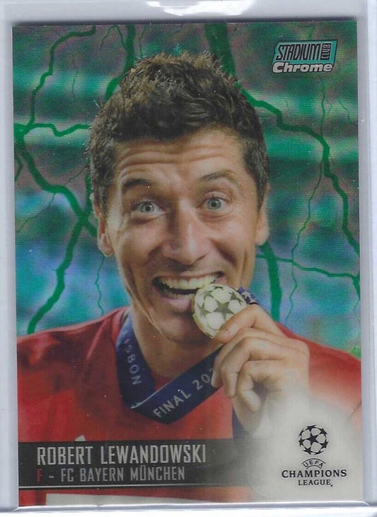 ROBERT LEWANDOWSKI 2020-21 STADIUM CLUB CHROME GREEN ELECTRIC REFRACTOR /150