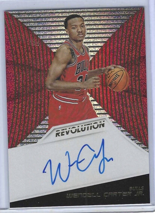 WENDELL CARTER JR 2018-19 PANINI REVOLUTION ROOKIE ON CARD AUTO RC #RA-WCJ