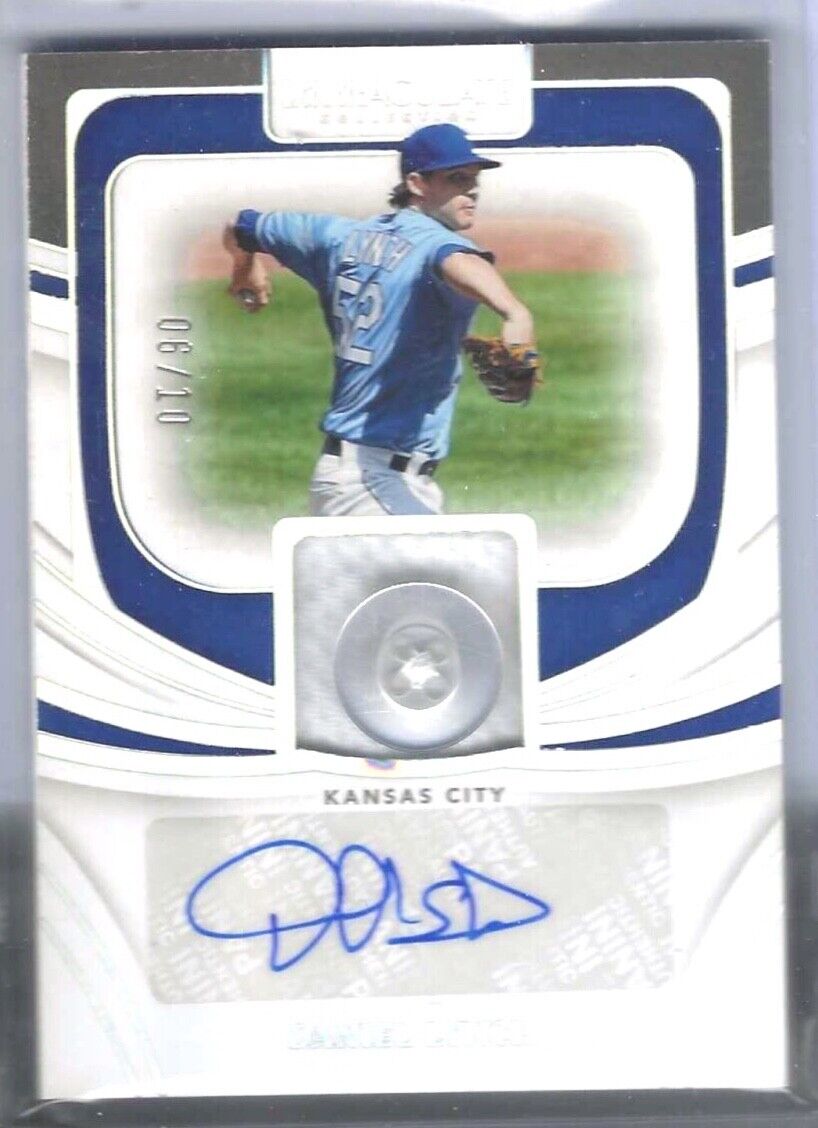 DANIEL LYNCH 2022 PANINI IMMACULATE SILVER BUTTON PATCH AUTO #D 06/10