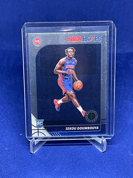 SEKOU DOUMBOUYA 2019-20 PANINI NBA HOOPS PREMIUM PHOTO VARIATION ROOKIE RC #212