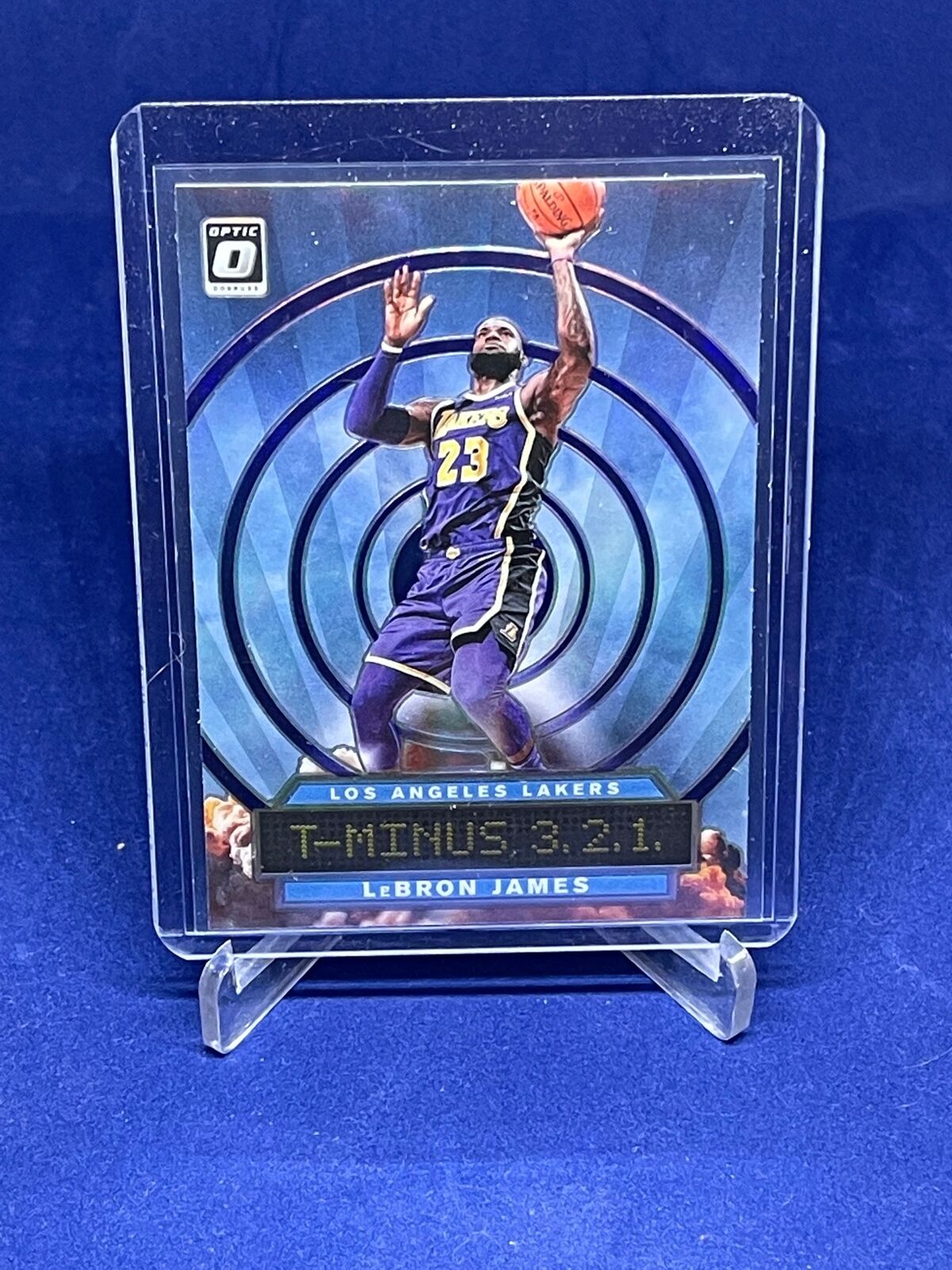LEBRON JAMES 2019-20 PANINI DONRUSS OPTIC T-MINUS 321 PURPLE HOLO PRIZM #9